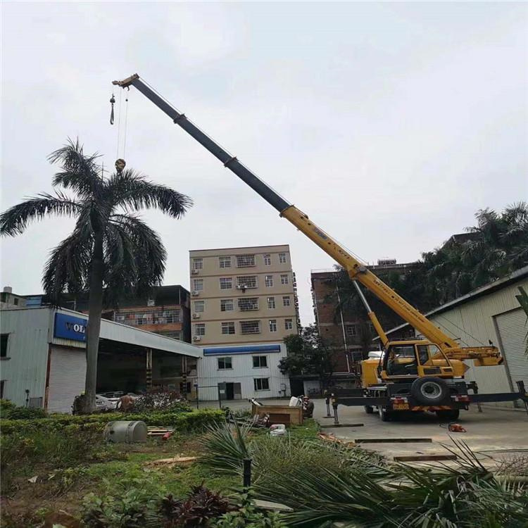 东营河口12吨吊车出租一天的收费标准是什么